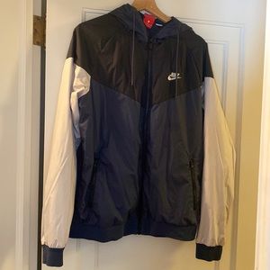 Nike windbreaker - size M